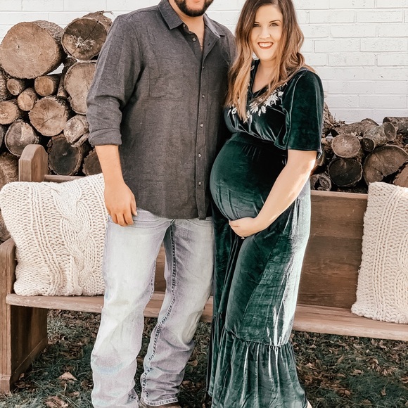 Maternity Dress - Picture 1 of 3
